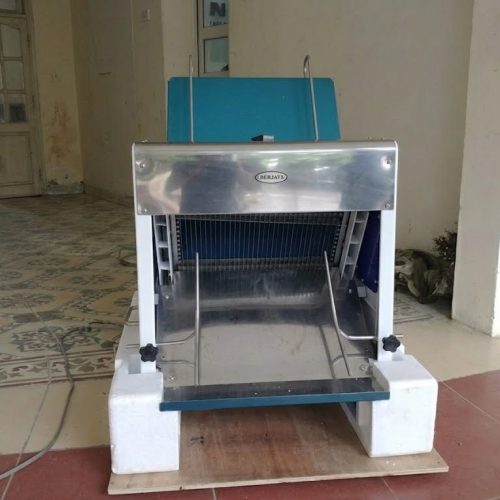 Máy cắt bánh mỳ sandwich berjaya BJY-BS31-60