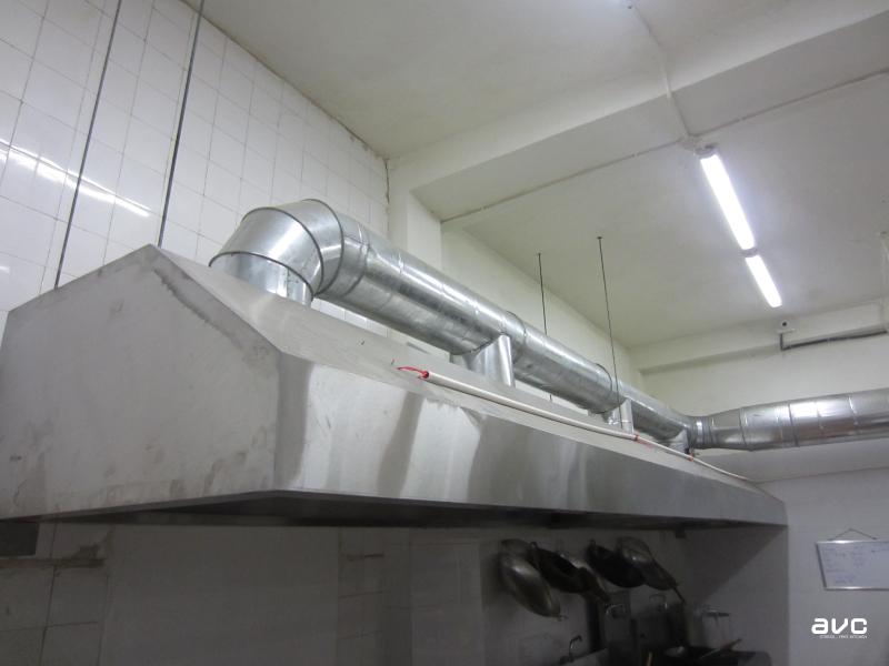 Hệ thống ống dẫn khói bếp