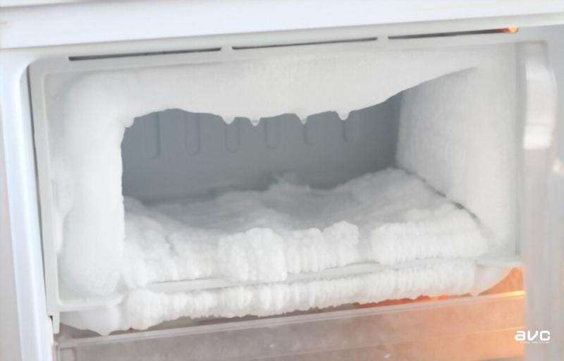4 Tác hại khi tủ lạnh bị đóng tuyết gây ra