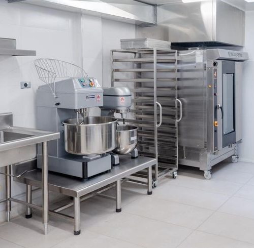 Thiết bị làm bánh