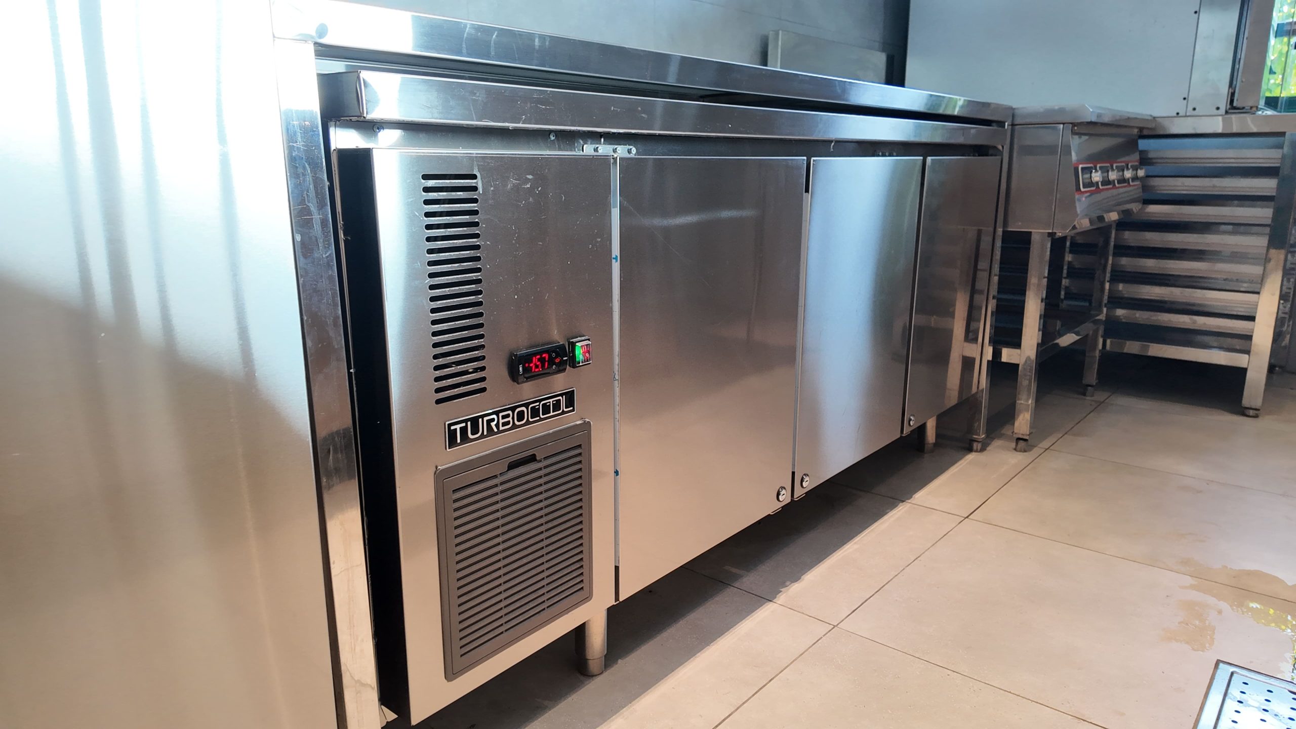 du-an-bep-cho-nha-hang-au-cocoa-kitchen-tai-quan-1